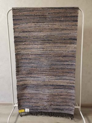 Syksyinen-matto, tilauksesta