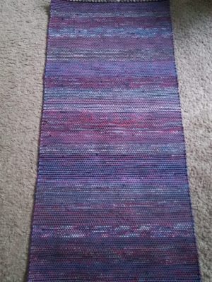 Kypsät metsämarjat, tummasävyinen