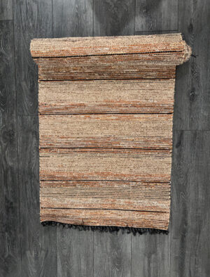 ORAVA HIETIKOLLA-matto, tilauksesta